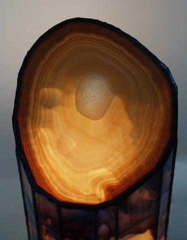 L'agata nella Lampada Ceppaia Nodoso illuminata