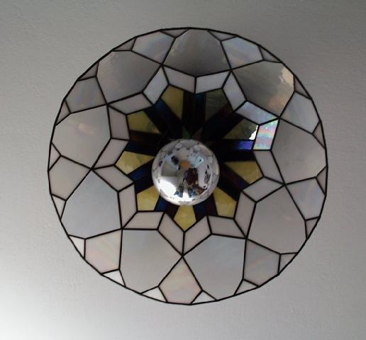 Lampada grosso fiore non illuminata 